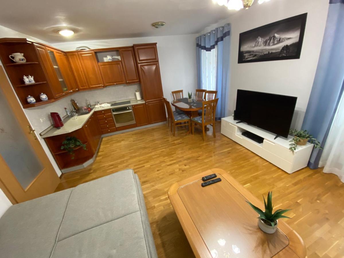 Shadi Apartment Koper Luaran gambar