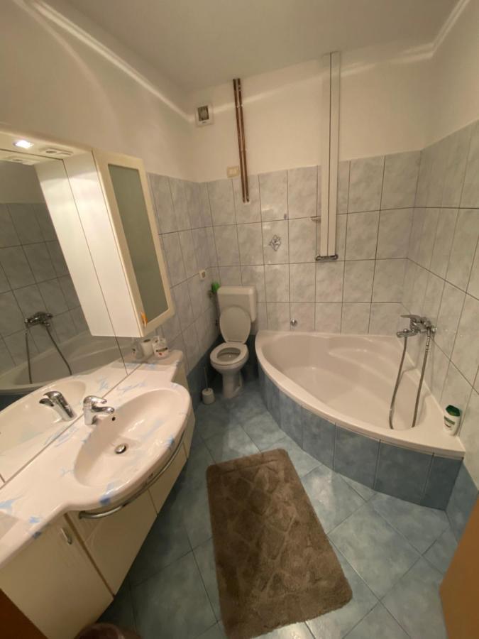 Shadi Apartment Koper Luaran gambar