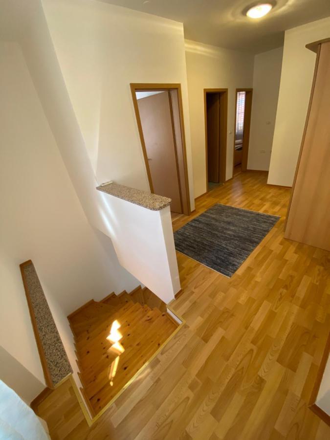 Shadi Apartment Koper Luaran gambar